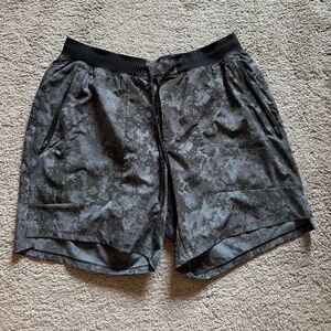 Lululemon LTC Shorts 7in (Linerless) - Black Camo
